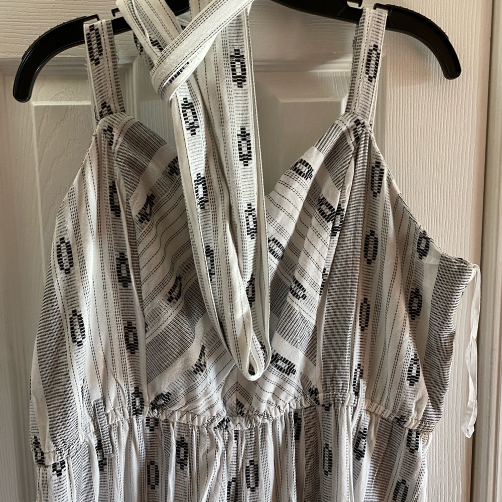 Black white Romper (R4) - Picture 3 of 7